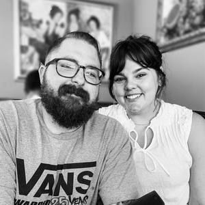 Meet your Posher, Pharon